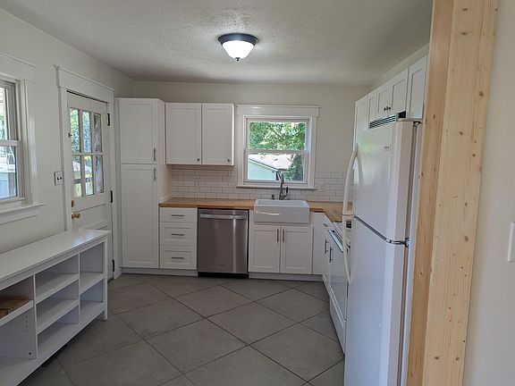 5th image of 2121 Price Ave