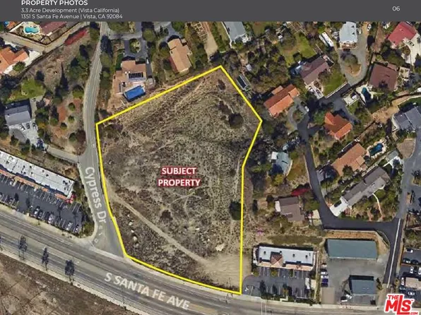 1351 S Santa Fe Ave, Vista, CA 92084