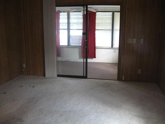 5th image of 10620 SW 27th Ave Lot 7F