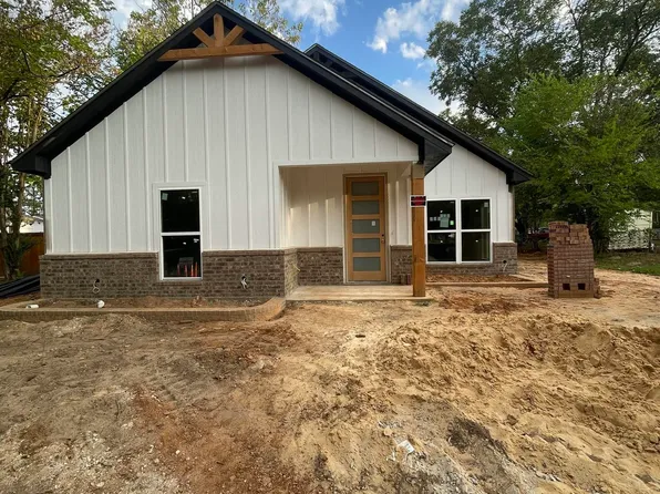 105 W Nutbush St, Tyler, TX 75702