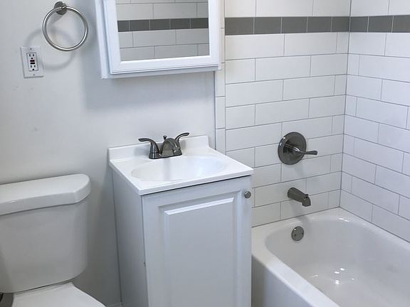 2nd image of 1416 Q St APT 01