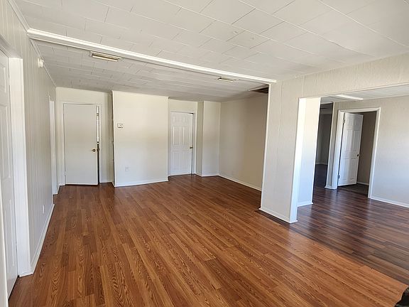 2nd image of 38424 2nd Ave