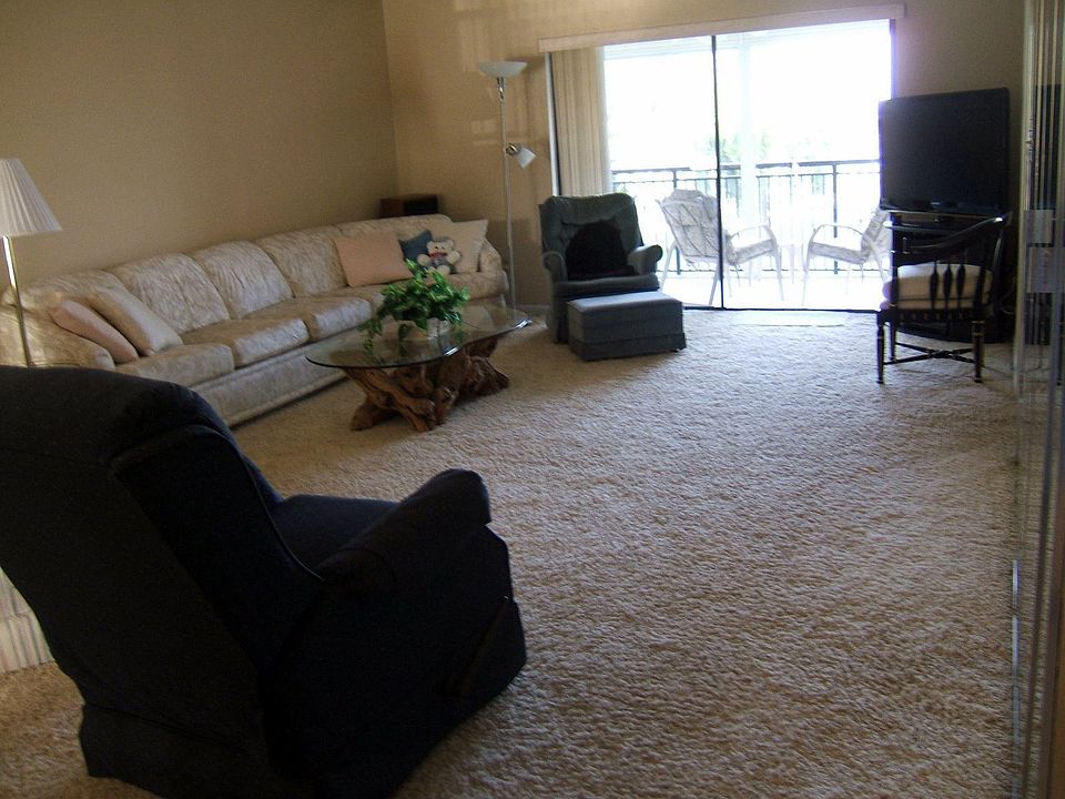 1st image of 16141 Blatt Blvd APT 206