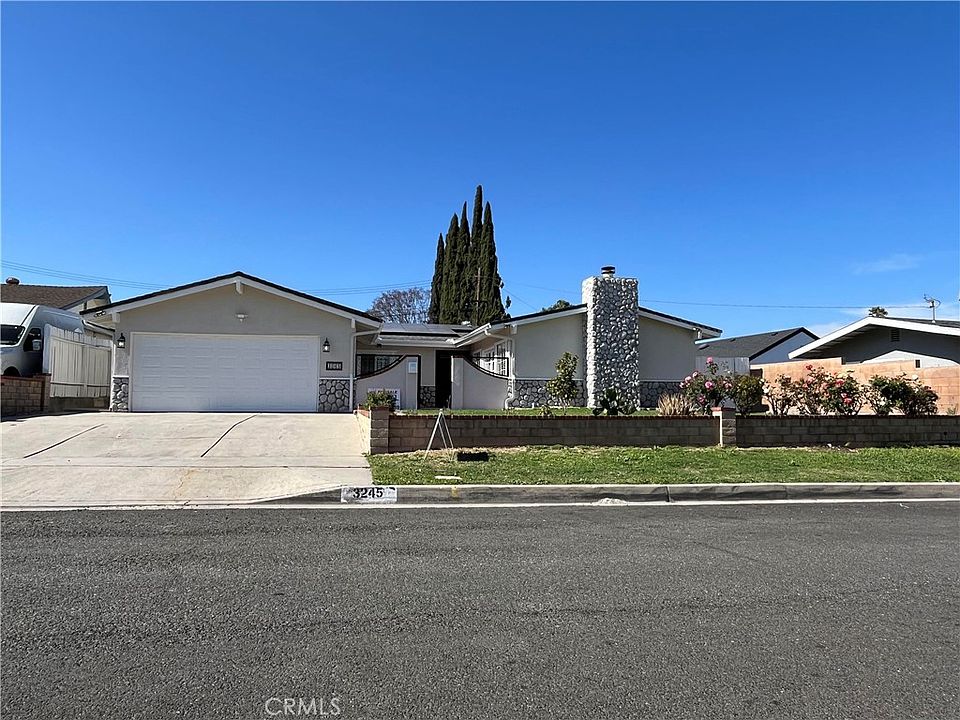 1st image of 3245 E Millridge Dr