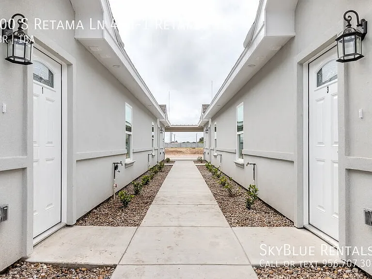400 S Retama Ln #1 — Photo 5