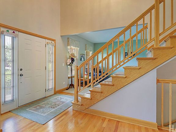 3rd image of 5515 Amber Way