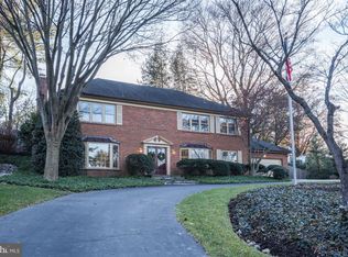3226 Farmington Dr, Chevy Chase, MD 20815