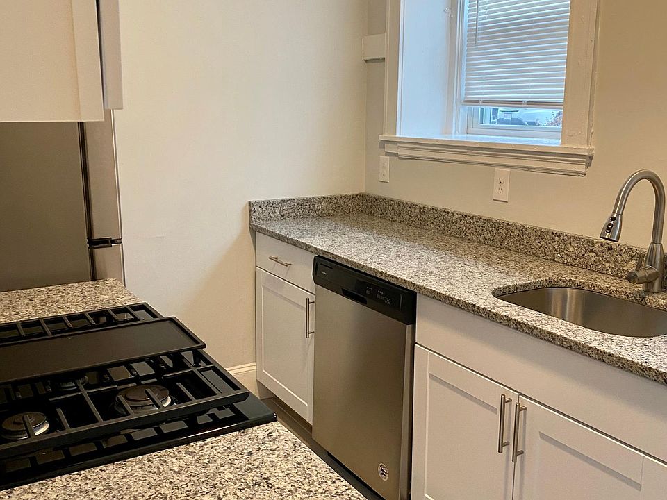 2nd image of 840 Massachusetts Ave #13J