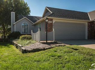 4713 Moundridge Ct, Lawrence, KS 66049