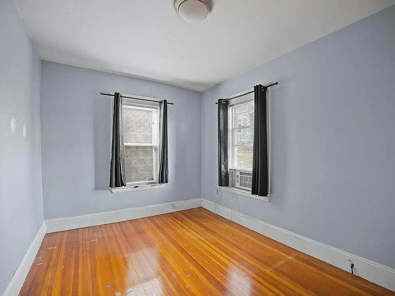 69 Pleasant St #1 — Photo 10