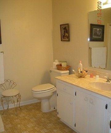 5th image of 305 N French Quarter Dr