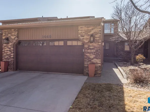 1445 S Westward Ho Pl, Sioux Falls, SD 57105