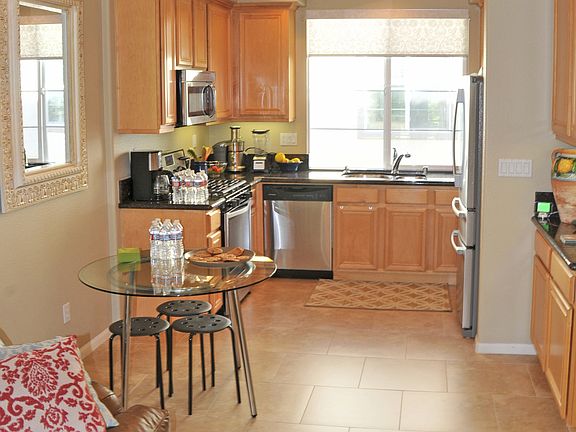 2nd image of 2979 Escala Cir