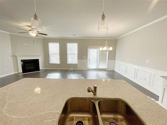 5th image of 2314 Shetley Creek Dr