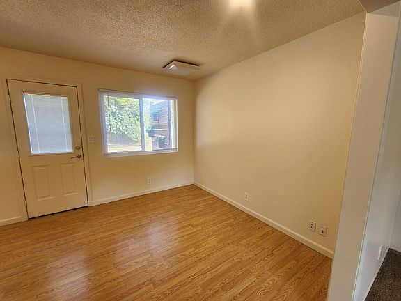 4th image of 8475 Galindo Dr
