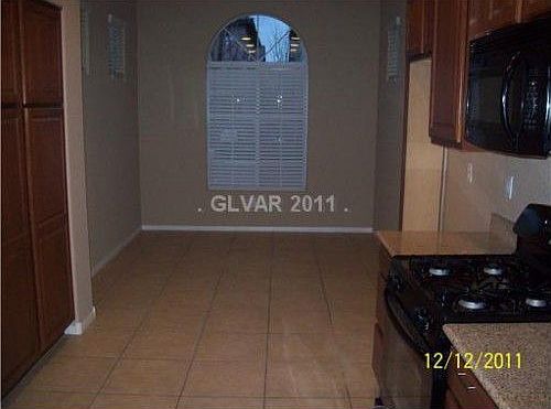 2nd image of 10834 Elfstrom Ave