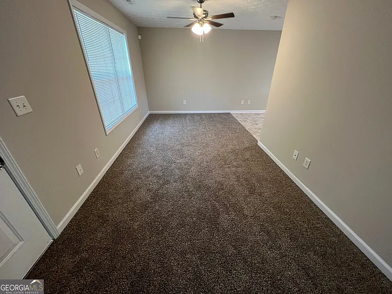 158 Elder Dr #A — Photo 3