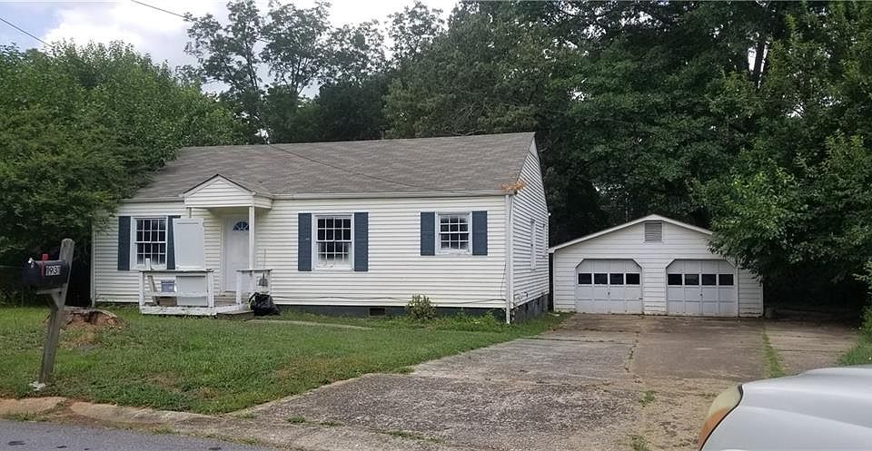 1st image of 1931 Hazelwood Cir SE
