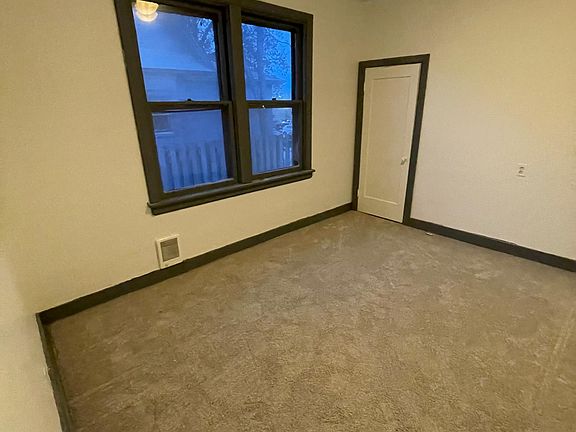 3rd image of 1717 N Lincoln St #1
