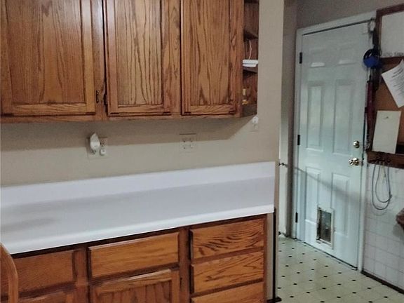 2nd image of 3946 Del Lago Dr