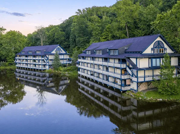 Merriman Valley Apartments & Townhomes