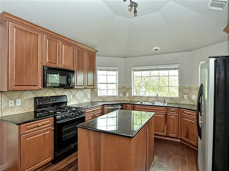 12600 Appaloosa Chase Dr — Photo 16