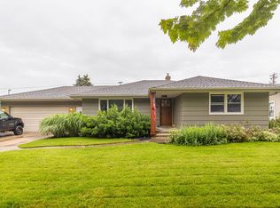 2516 S Greenview St, Appleton, WI 54915