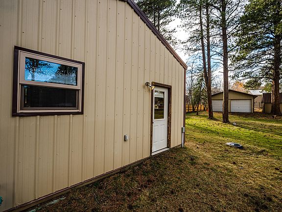 2nd image of 32 Fish Hatchery Rd