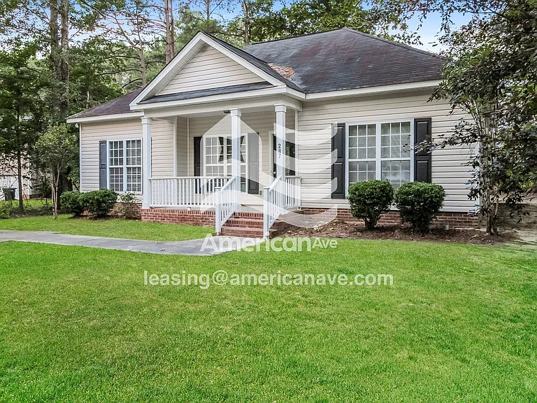 1285948_002_front_view_12834598.jpg