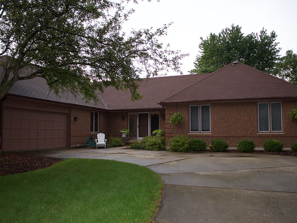 1st image of 2028 Gladstone Dr