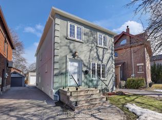 207 Sutherland Dr, Toronto, ON M4G1J1