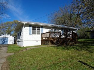 1102 S Main St, Nevada, MO 64772