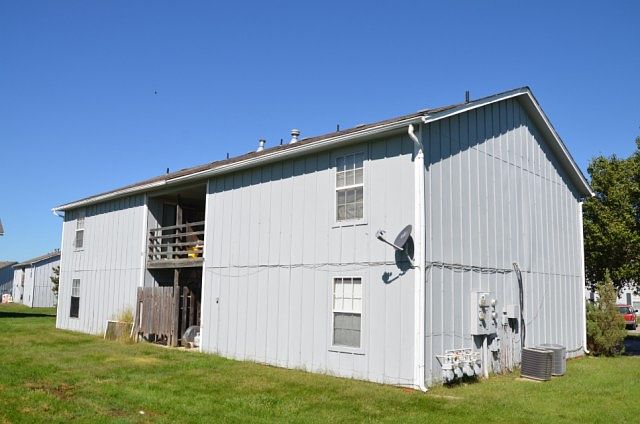Building Photo 3