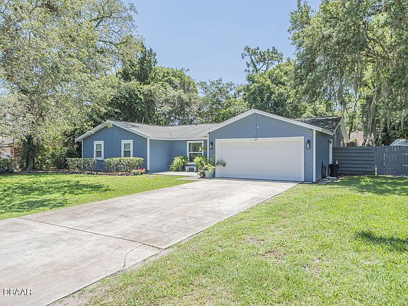 2nd image of 30 Whippoorwill Ln