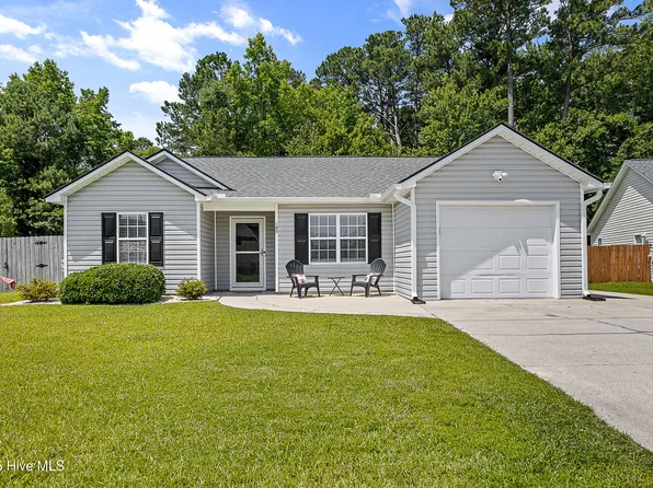 190 Crooked Run Drive, New Bern, NC 28560