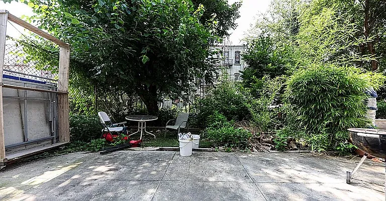275 Menahan St #2B — Photo 2