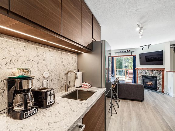 4th image of 4388 Northlands Blvd #11