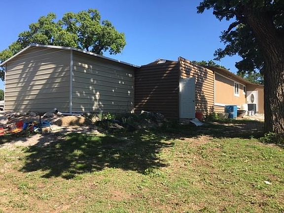2nd image of 219 Kalinga Dr