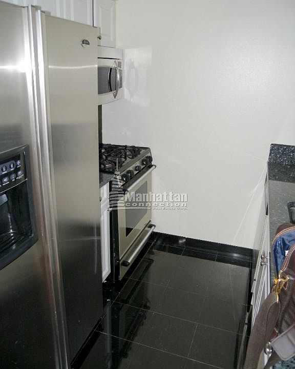 2nd image of 515 E 85th St APT 4E