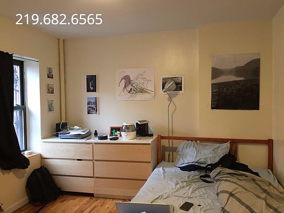 3rd image of 976 Bedford Ave