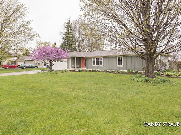 2nd image of 2508 Floral Dr