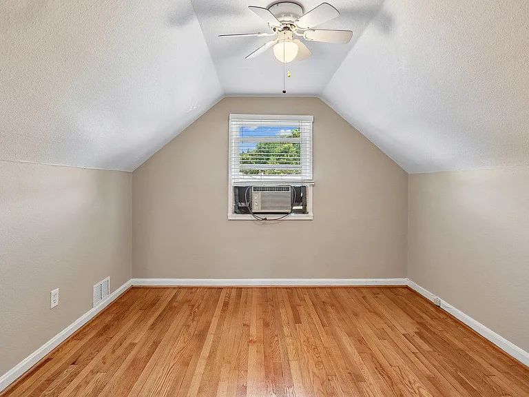 11105 Stillwater Ave — Photo 20