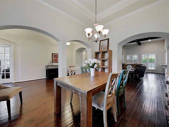 5th image of 10411 Waterstone Estates Ct
