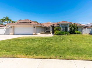 14000 Castlemaine Ave, Bakersfield, CA 93314