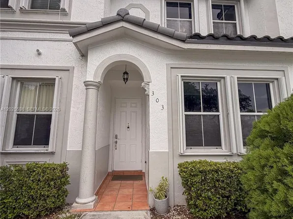 5420 NW 107th Ave APT 303, Doral, FL 33178