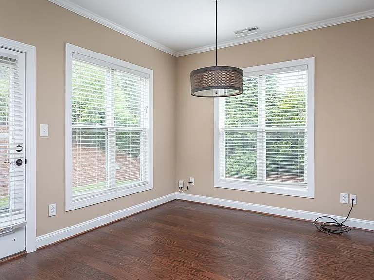 2123 Scarlet Maple Dr — Photo 13