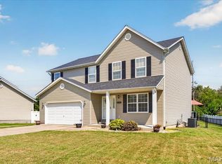 412 W 5th St, Saint Jacob, IL 62281