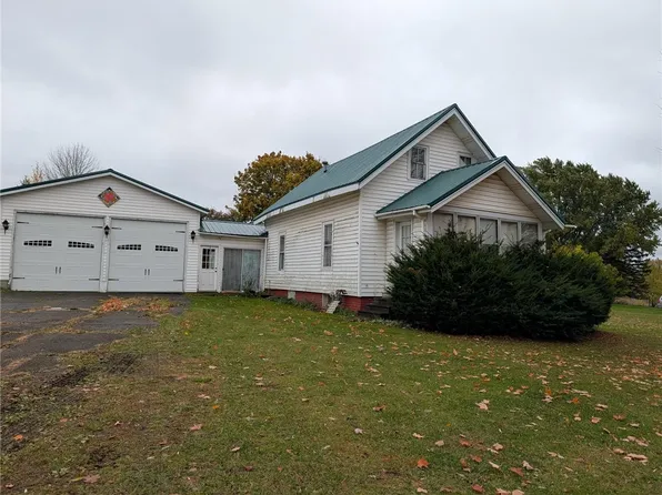 37 N Main St, Gainesville, NY 14066
