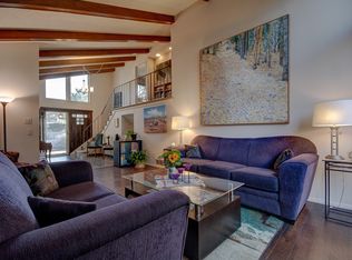 7421 Arroyo Del Oso Ave NE, Albuquerque, NM 87109