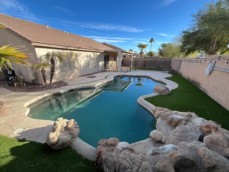 13709 W Cottonwood St — Photo 36